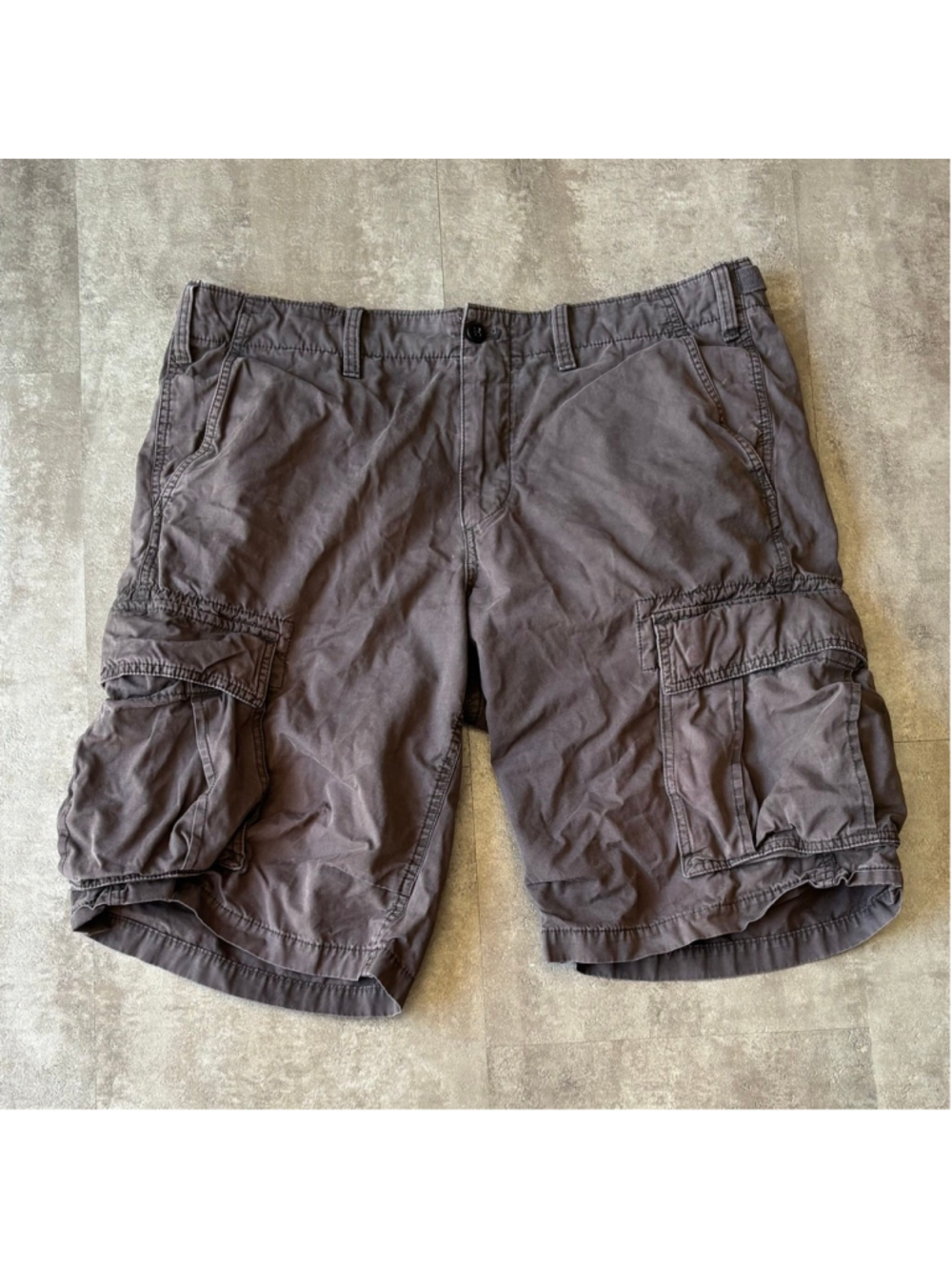 Y2K GAP Cargo Shorts Men’s Size 34 Brown